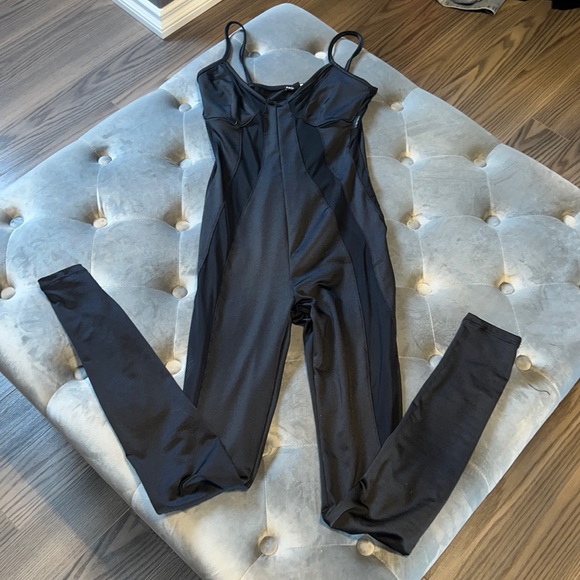Jumpsuit - Picture 3 of 5